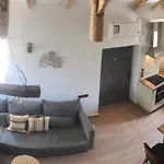 Emmeleia's Hébergement de vacances *