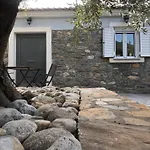 Hébergement de vacances Emmeleia's