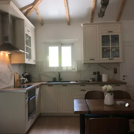 Дом отдыха Emmeleia's