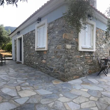 Emmeleia's Дом отдыха *